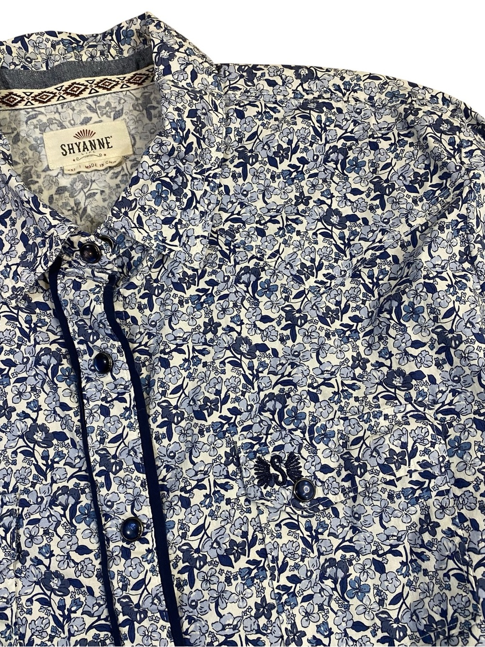 Shyanne Blue Floral Western Pearl Snap Shirt - Picture 5 of 7